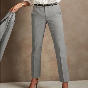 Banana Republic Womens Avery Straight Pants  Medium Gray Heather Size 4